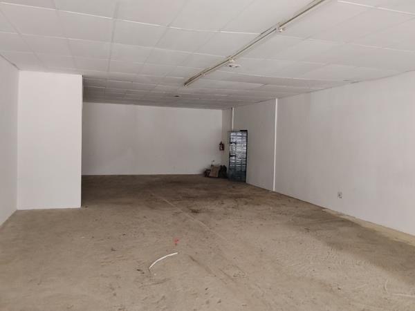 128 m² Retail Space