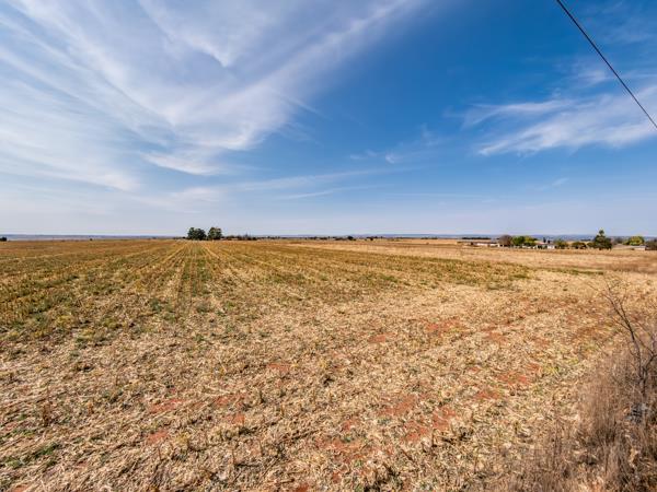 8.6 ha Land