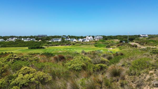 1 655 m² Land