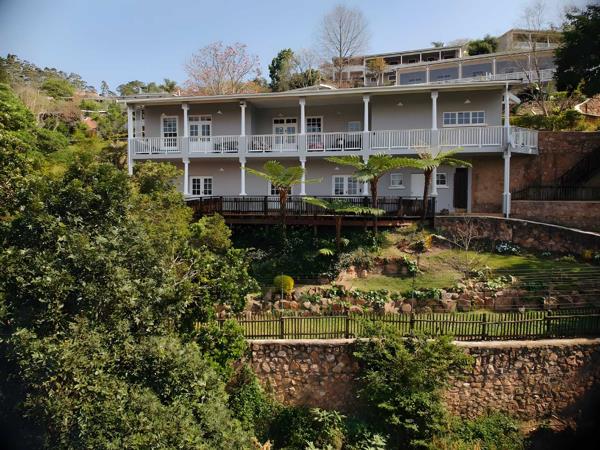 4 Bedroom Townhouse