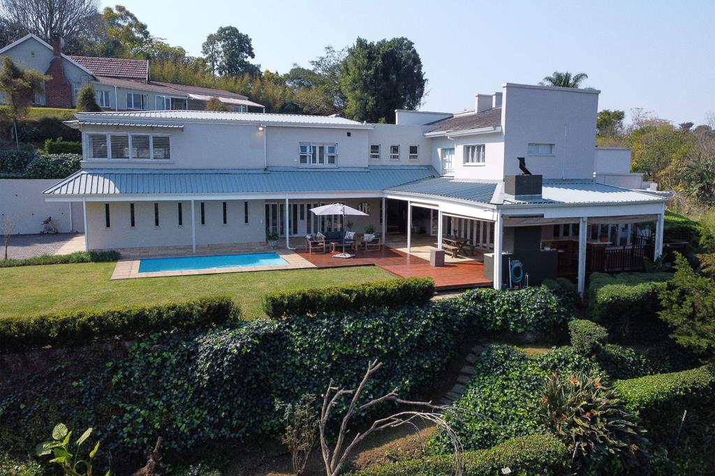5 Bedroom House