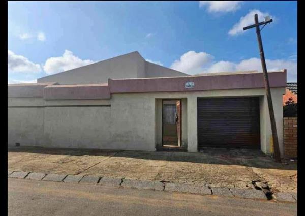 2 Bedroom House