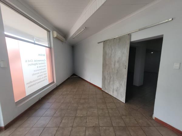 65 m² Retail Space