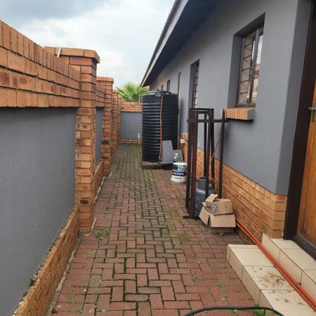 3 Bedroom Townhouse
