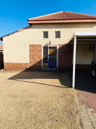3 Bedroom Townhouse