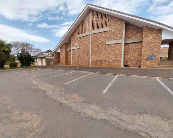 1 301 m² Commercial space