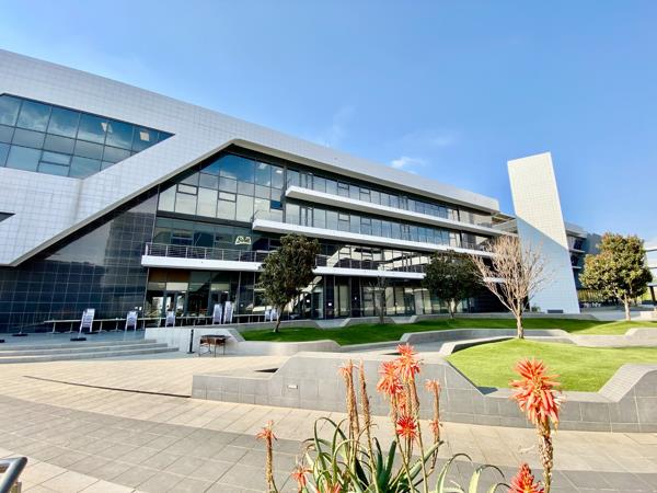 217 m² Office Space