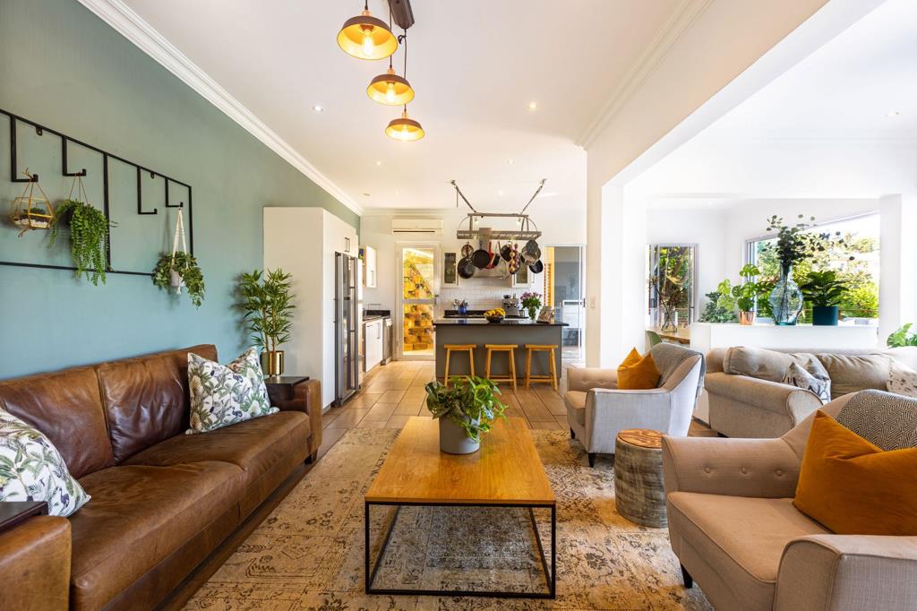4 Bedroom Townhouse