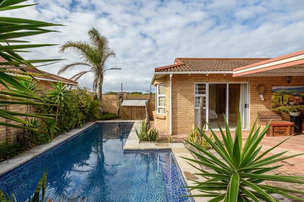 4 Bedroom Townhouse