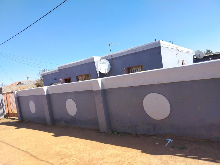 2 Bedroom House