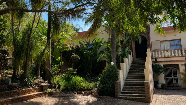 12 Bedroom House