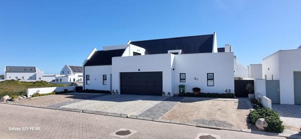 6 Bedroom House