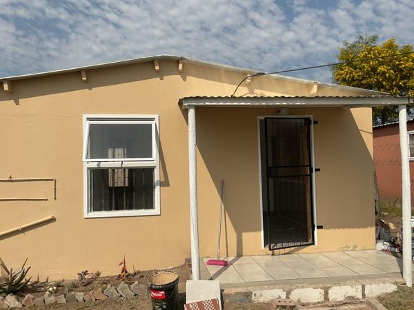 2 Bedroom House