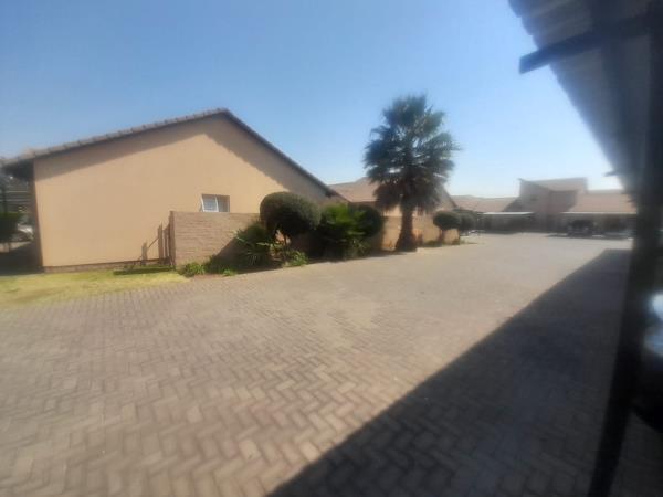 2 Bedroom Townhouse