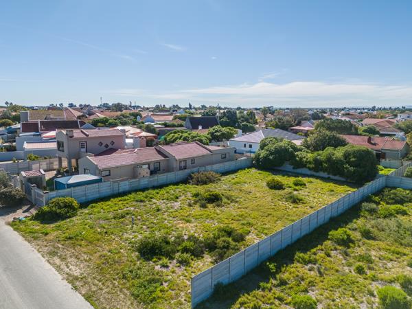 759 m² Land