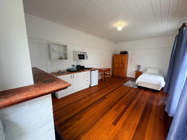 1 Bedroom Flat