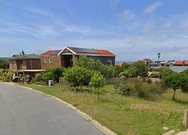 770 m² Land
