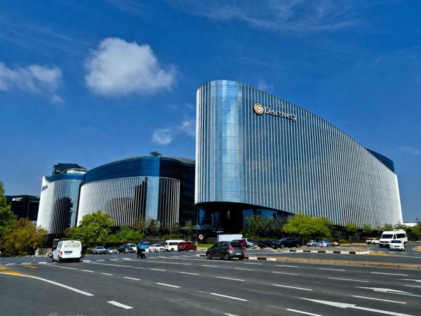 4 000 m² Commercial space