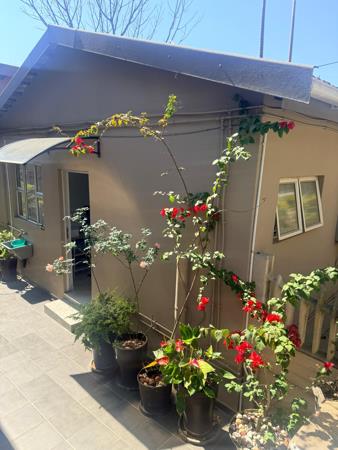 2 Bedroom Simplex