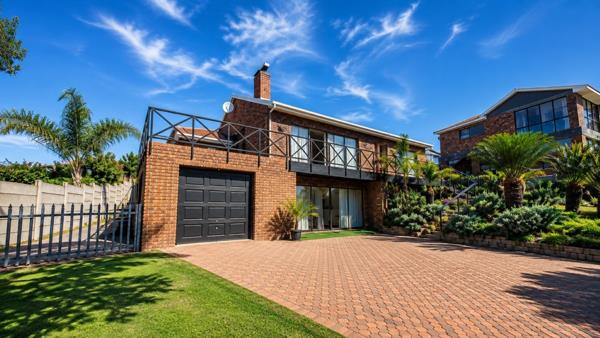 6 Bedroom House