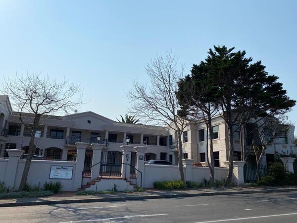 230 m² Commercial space