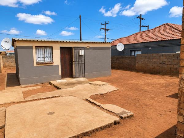2 Bedroom House