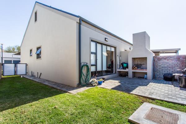1 Bedroom House