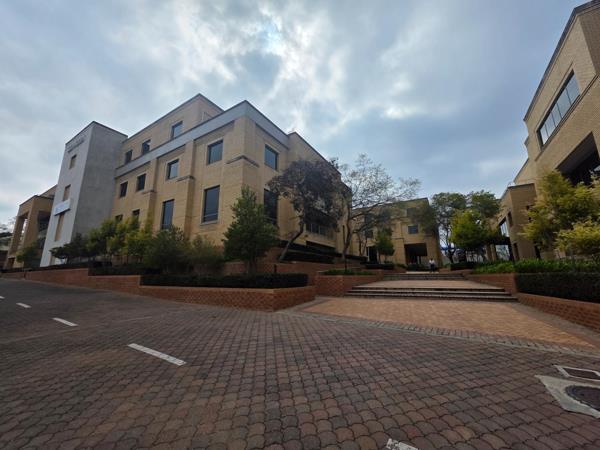2 760 m² Office Space
