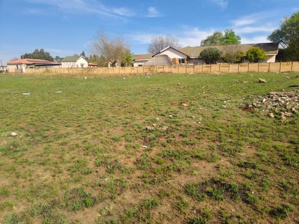 2 380 m² Land