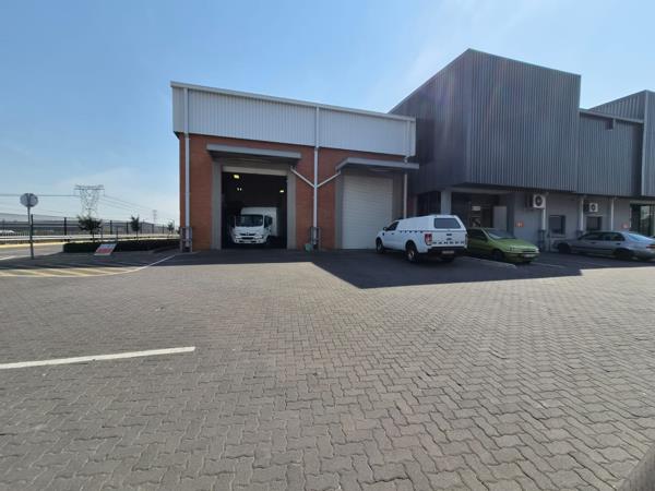 608 m² Industrial space