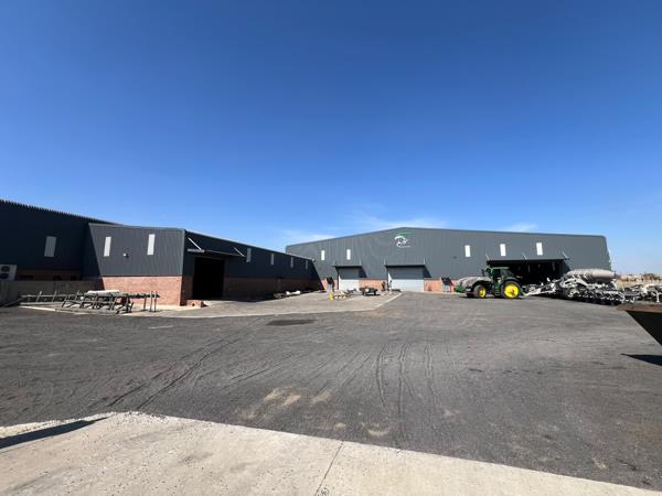 5 646 m² Industrial space