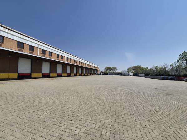 7 988 m² Industrial space