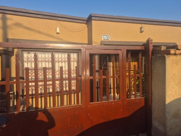 2 Bedroom House