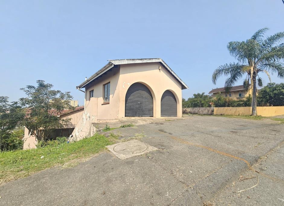 7 Bedroom House