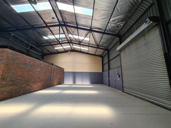 560 m² Industrial space