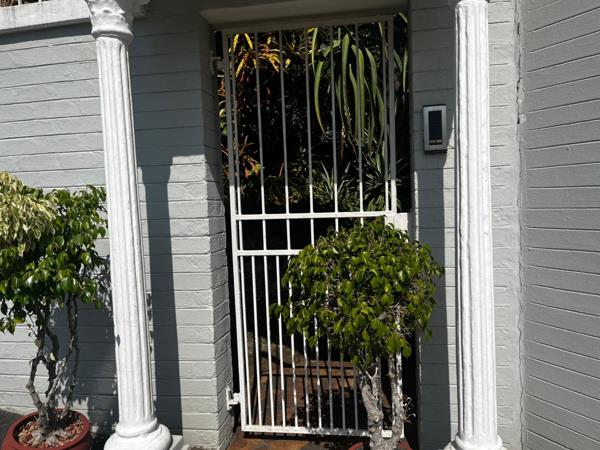 6 Bedroom House