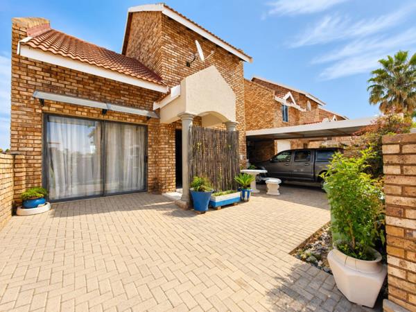 4 Bedroom Townhouse