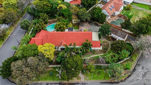 7 Bedroom House