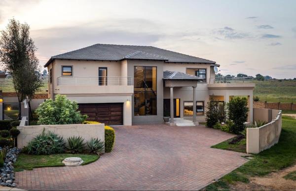 5 Bedroom House