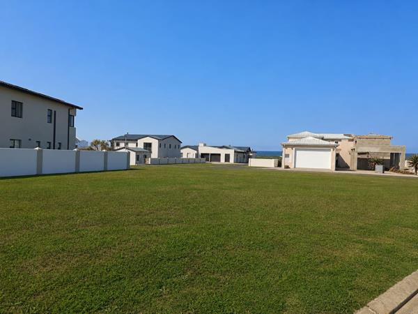 713 m² Land