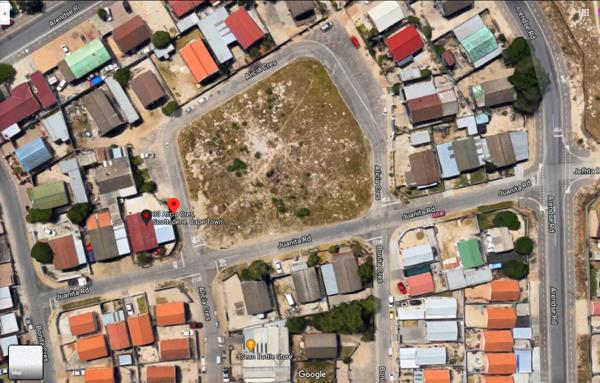 2 562 m² Land