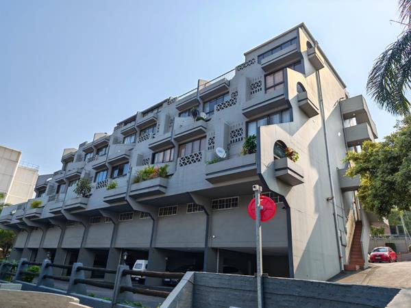 2 Bedroom Duplex