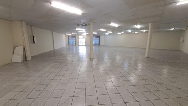 352 m² Retail Space