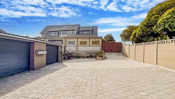 6 Bedroom House