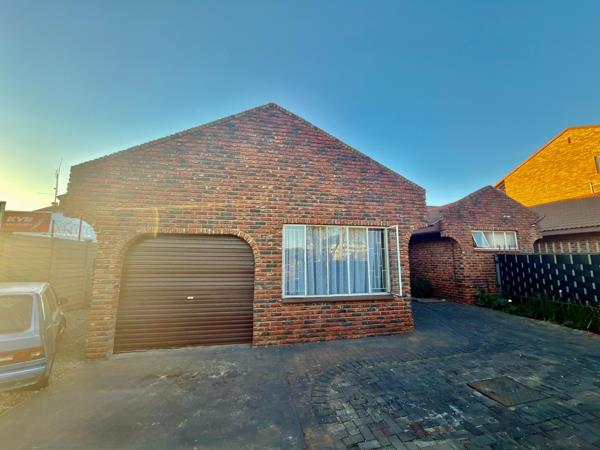2 Bedroom House