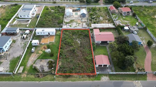 1 014 m² Land