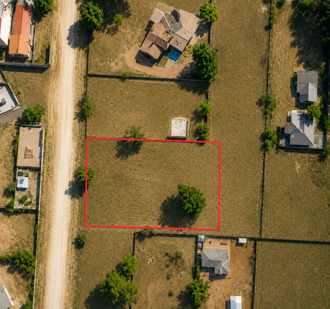 3 000 m² Land