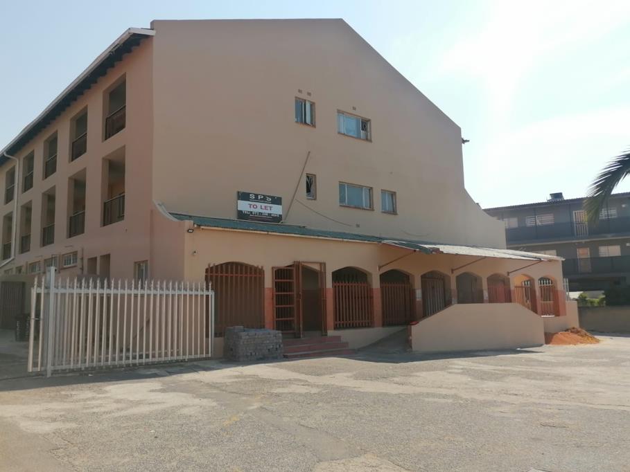 2 206 m² Commercial space