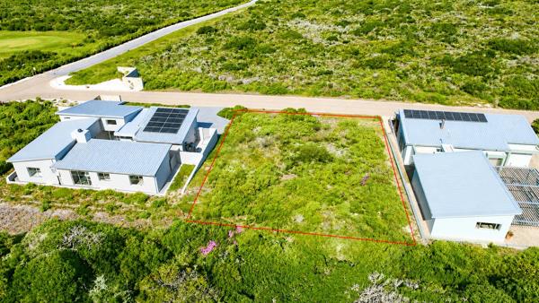 720 m² Land