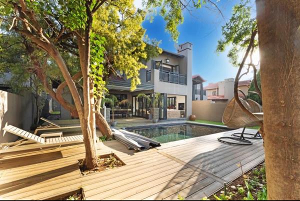 5 Bedroom House